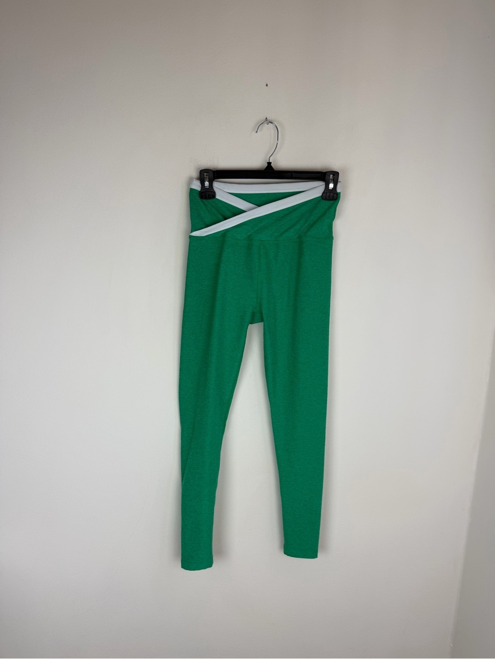 Beyond Yoga Green Cross Waist Space dye Leggings Size M